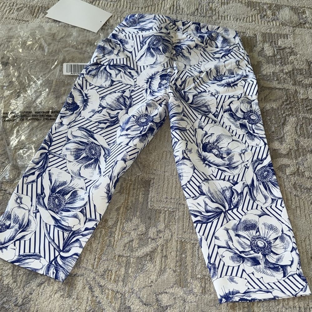 Women with Control Blue Floral Capri XXS NWT - Picture 8 of 9